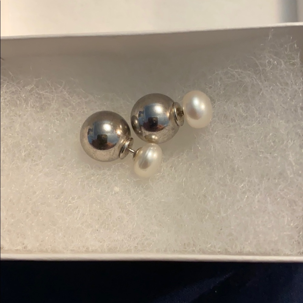 Pearl earrings